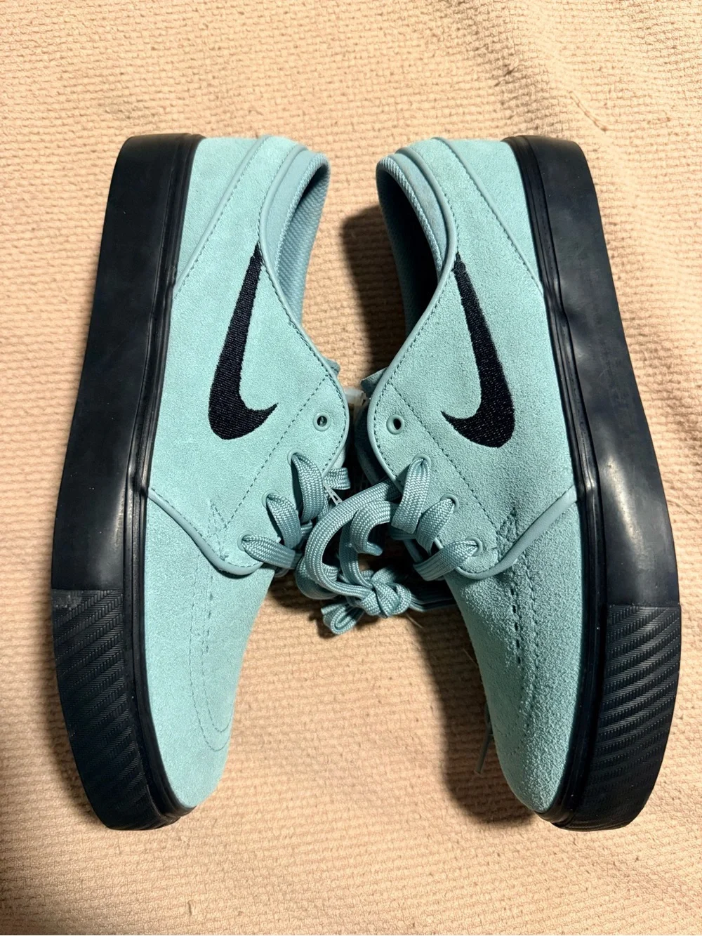 NWT Nike x SB Stefan Janowski Suede Skater Sneakers - Size 6Y Mint Green & Black
